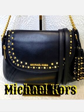 🎋Michael Kors Aria Studded Crossbody/Shoulder Bag